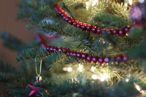 18-Foot Extra Long Rustic Cranberry Dark Red Wood Bead Garland Christmas Tree Decoration