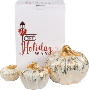 Set of 3 Elegant White and Gold Decorative Faux Pumpkin Figurines – Fall Tabletop Gourd Centerpiece - Halloween Thanksgiving Harvest Wedding Decoration Rustic Farmhouse Home Decor