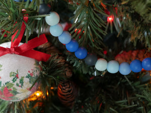 9-Foot Rustic Vintage Dark Navy Sky Light Blue Matte Wood Bead Garland Christmas Tree Decoration