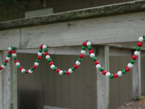 9-Foot Rustic Bright Red, White and Green Wood Bead Garland Christmas Tree Decoration